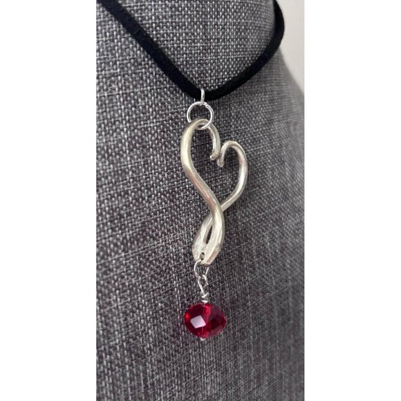 Handmade Fork Tine Heart Pendant Necklace Red beaded boho love jewelry - Picture 3 of 5
